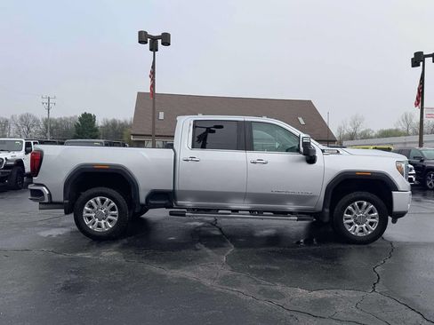 Used 2022 GMC Sierra 2500 Denali AWD/4WD image 8