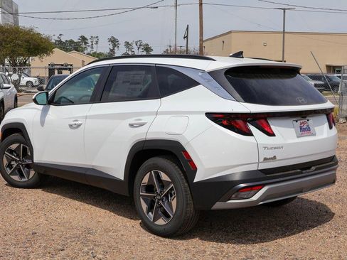 New 2026 Hyundai Tucson SEL FWD image 2