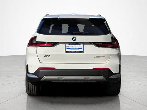 Used 2023 BMW X1 xDrive28i w/ Convenience Package AWD/4WD image 4