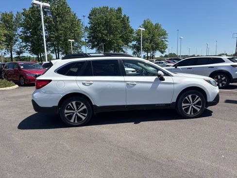 Used 2019 Subaru Outback 2.5i Limited AWD/4WD image 6