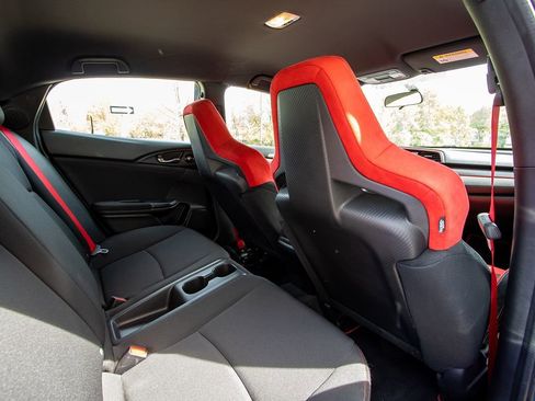 Used 2018 Honda Civic Type R image 21