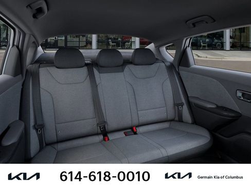 New 2025 Kia K4 LX image 19
