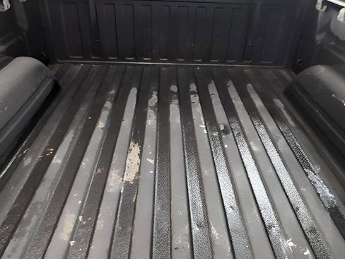 Used 2005 GMC Sierra 1500 SLT w/ Light Duty Power Package image 21