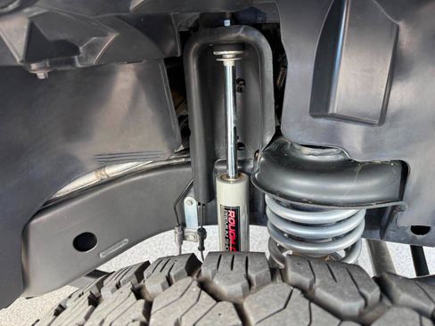 Used 2016 Jeep Wrangler Unlimited Sahara w/ Dual Top Group image 25