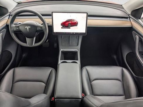 Used 2023 Tesla Model Y Long Range image 16