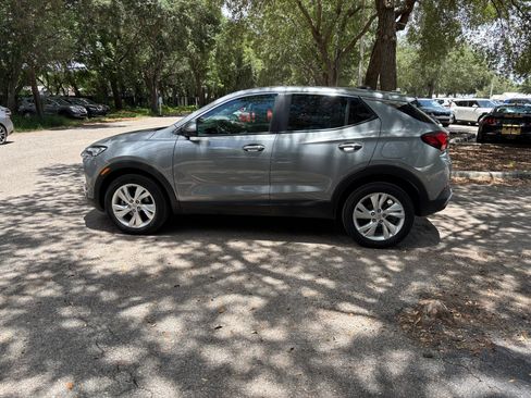 Used 2025 Buick Encore GX Preferred AWD/4WD image 18
