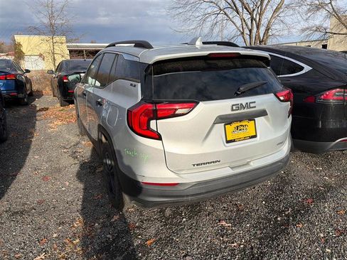 Used 2018 GMC Terrain SLE image 6