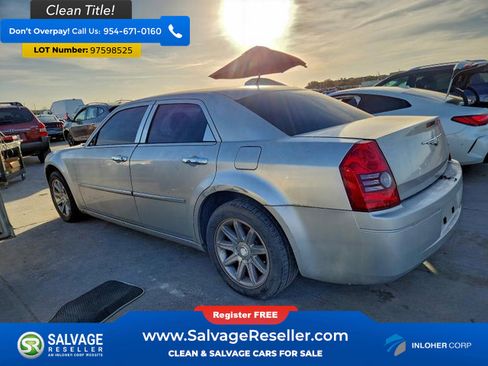 Used 2008 Chrysler 300 LX image 3