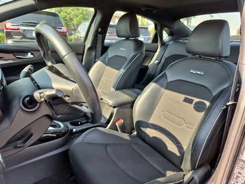 Used 2020 Kia Forte GT-Line FWD image 15