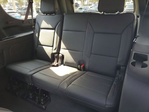 New 2026 Chevrolet Suburban High Country w/ Sun And Tow Package AWD/4WD image 12