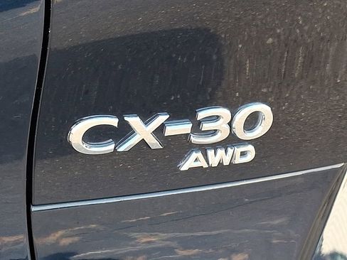 Used 2022 MAZDA CX-30 AWD 2.5 S w/ Premium Package image 32