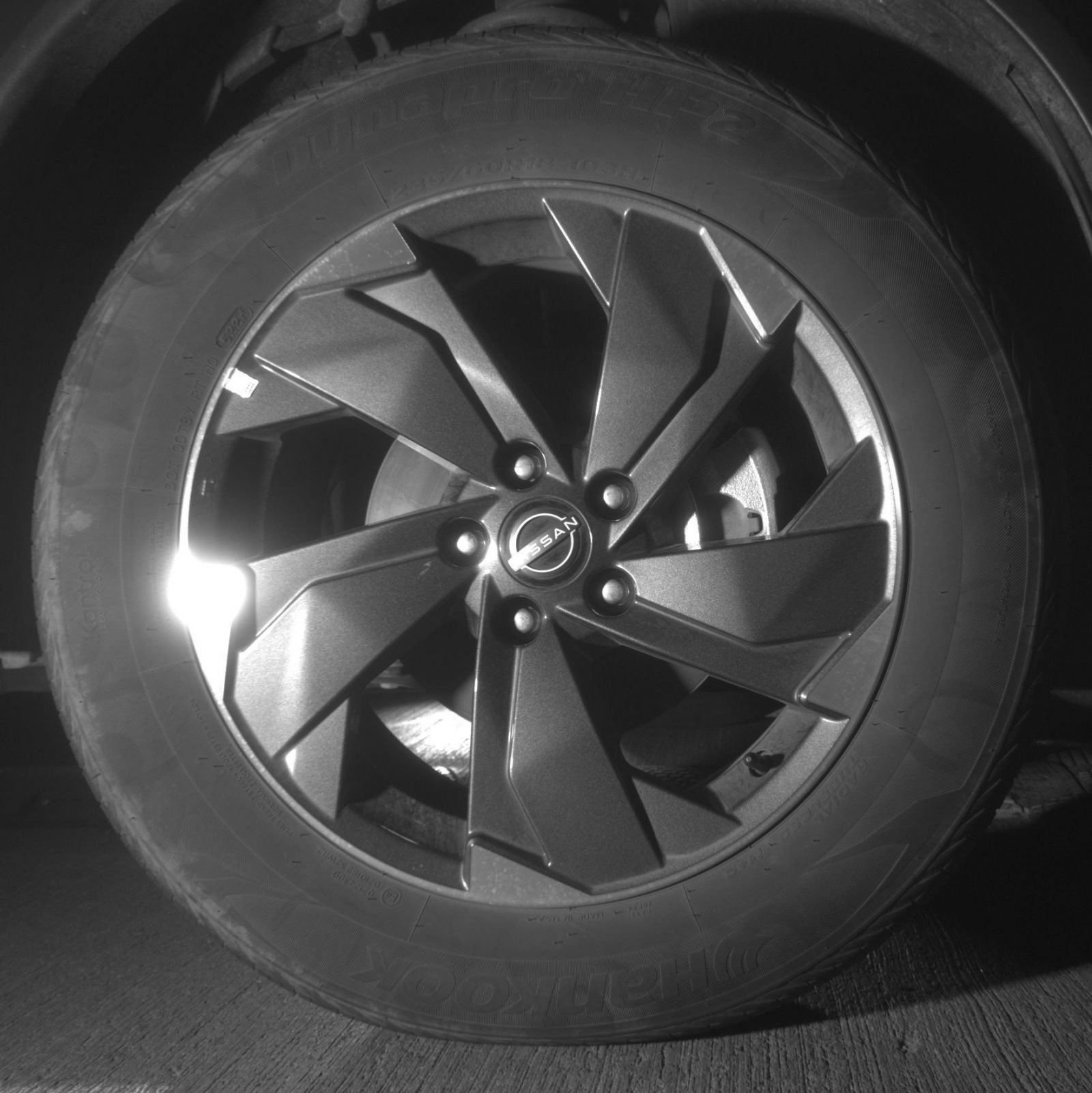 Used 2025 Nissan Rogue SV AWD/4WD image 15