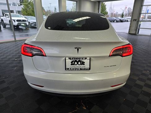 Used 2020 Tesla Model 3 Long Range image 4