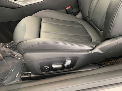 Certified 2021 BMW 440i xDrive Coupe w/ Premium Package image 13