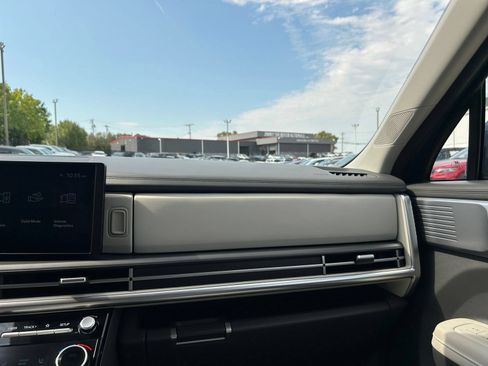 Used 2026 Hyundai Santa Fe SEL FWD image 27