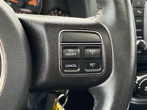Used 2017 Jeep Patriot High Altitude AWD/4WD image 23