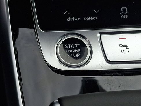 New 2026 Audi Q8 Premium Plus image 17