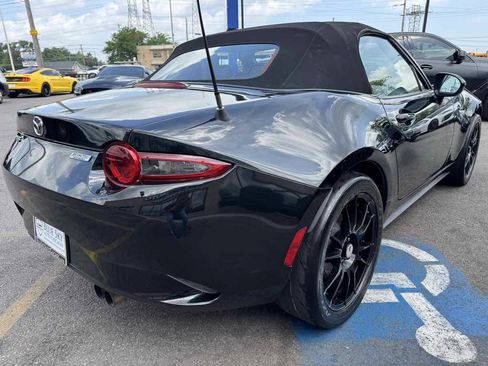 Used 2016 MAZDA MX-5 Miata Sport RWD image 5