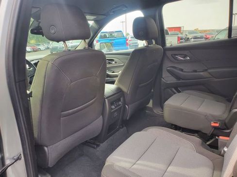 Certified 2023 Chevrolet Traverse LT FWD image 13