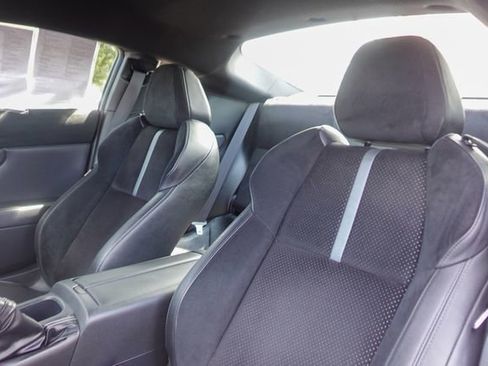 Used 2023 Toyota GR86 Premium w/ ALL Weather Mat Package (TMS) RWD image 13