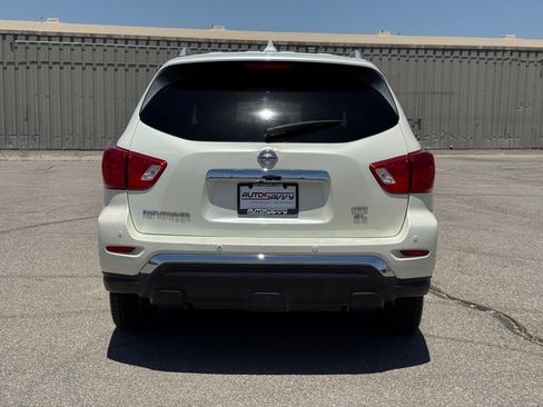 Used 2020 Nissan Pathfinder SL image 6