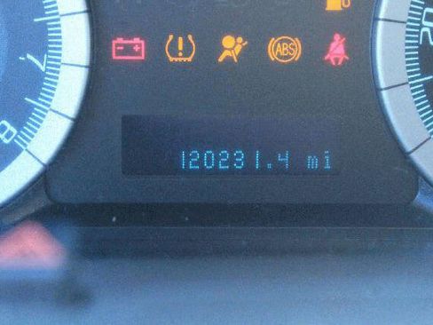 Used 2010 Ford Escape XLT image 9