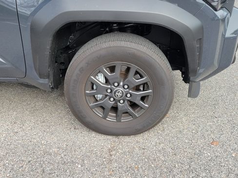 Used 2025 Toyota 4Runner SR5 image 12