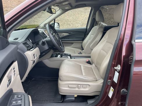 Used 2019 Honda Ridgeline RTL-E image 10