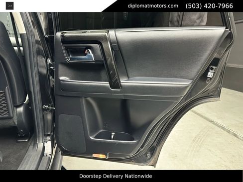 Used 2020 Toyota 4Runner Nightshade image 41
