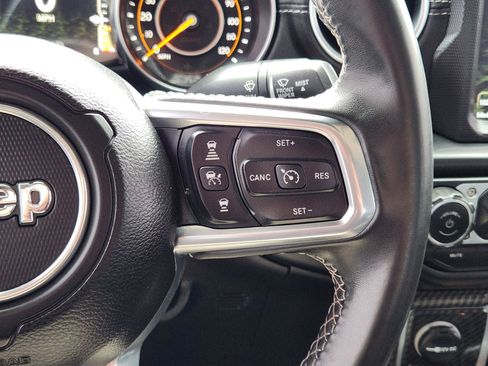 Used 2020 Jeep Gladiator Overland image 33