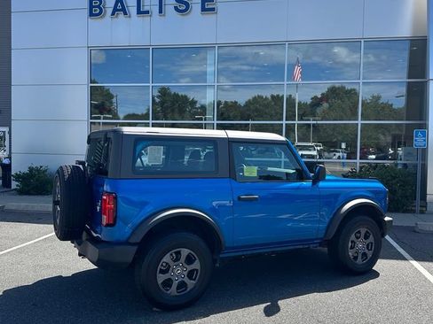 Used 2022 Ford Bronco 2-Door AWD/4WD image 3