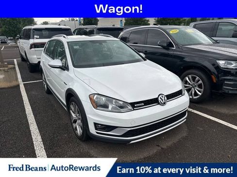 Used 2017 Volkswagen Golf Alltrack SEL AWD/4WD image 1