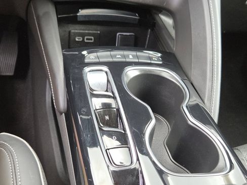 Used 2023 Buick Envision Essence FWD image 34