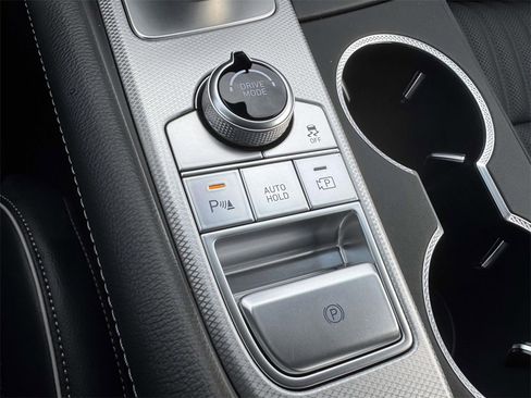 Certified 2026 Genesis G70 2.5T Prestige image 28