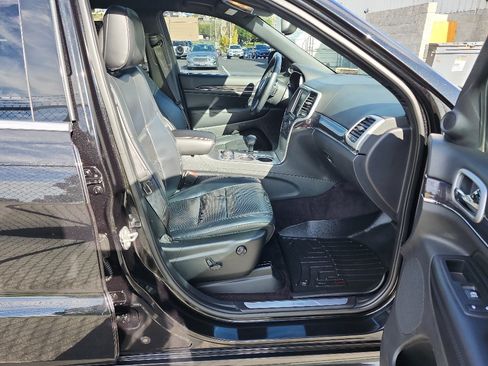 Used 2015 Jeep Grand Cherokee High Altitude AWD/4WD image 4
