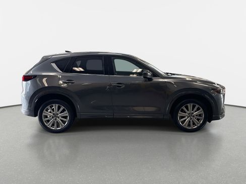 Used 2023 MAZDA CX-5 Signature image 4