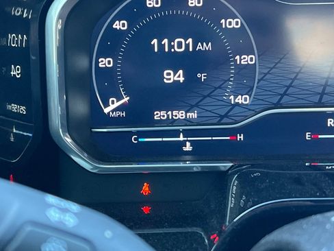 Used 2023 GMC Sierra 1500 Elevation image 39