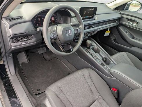 New 2025 Honda Accord SE image 3
