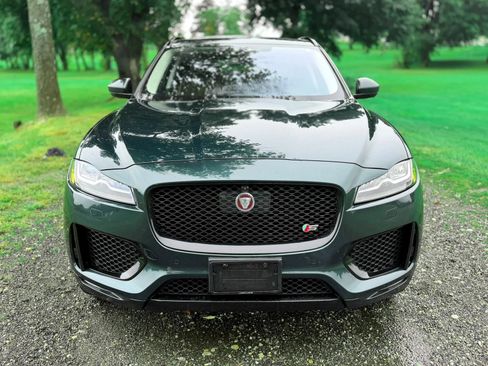 Used 2017 Jaguar F-PACE S AWD/4WD image 32