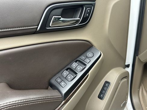 Used 2019 Chevrolet Tahoe LT image 11