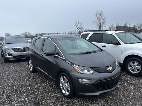 Used 2021 Chevrolet Bolt LT image 3