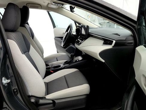Certified 2025 Toyota Corolla LE w/ Convenience Package FWD image 17