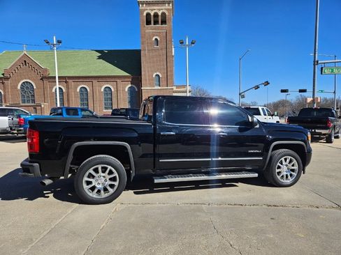 Used 2015 GMC Sierra 1500 Denali w/ Driver Alert Package image 3