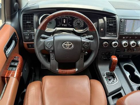 Used 2021 Toyota Sequoia Platinum AWD/4WD image 25
