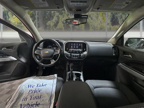 Used 2022 Chevrolet Colorado LT w/ Fleet Safety Package image 24