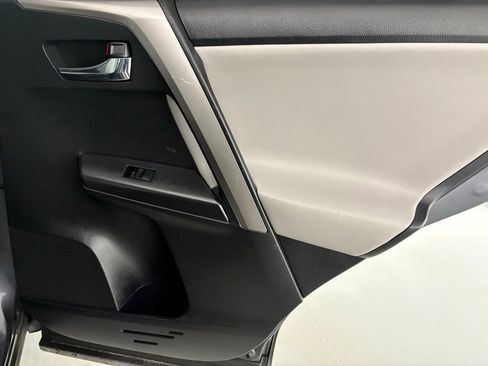 Used 2016 Toyota RAV4 XLE image 39