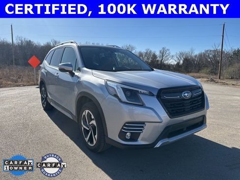 Used 2023 Subaru Forester Touring image 1