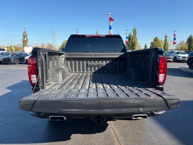 Used 2022 GMC Sierra 1500 Elevation w/ X31 Off-Road Package AWD/4WD image 16