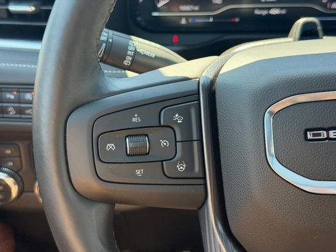 Used 2024 GMC Yukon Denali Ultimate AWD/4WD image 19