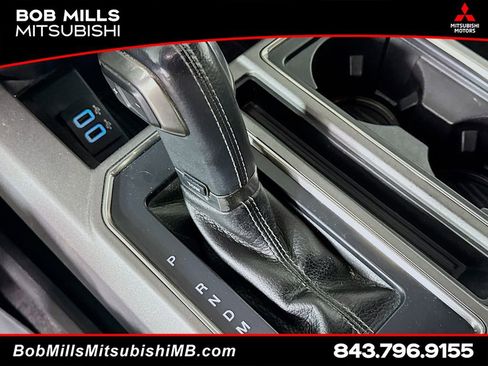 Used 2017 Ford F150 Raptor w/ Equipment Group 802A Luxury AWD/4WD image 17